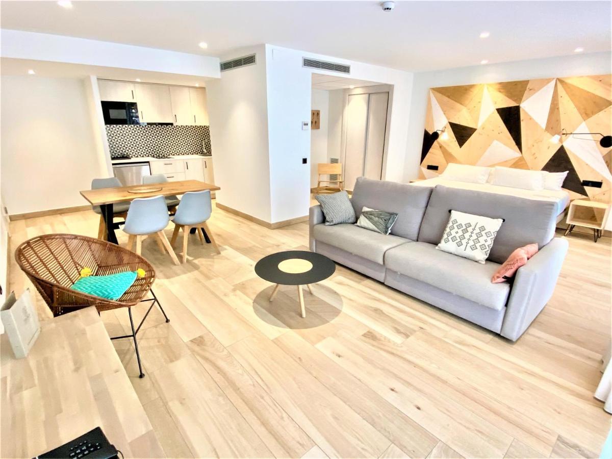 Apartahotel Dos Rios Aínsa Εξωτερικό φωτογραφία