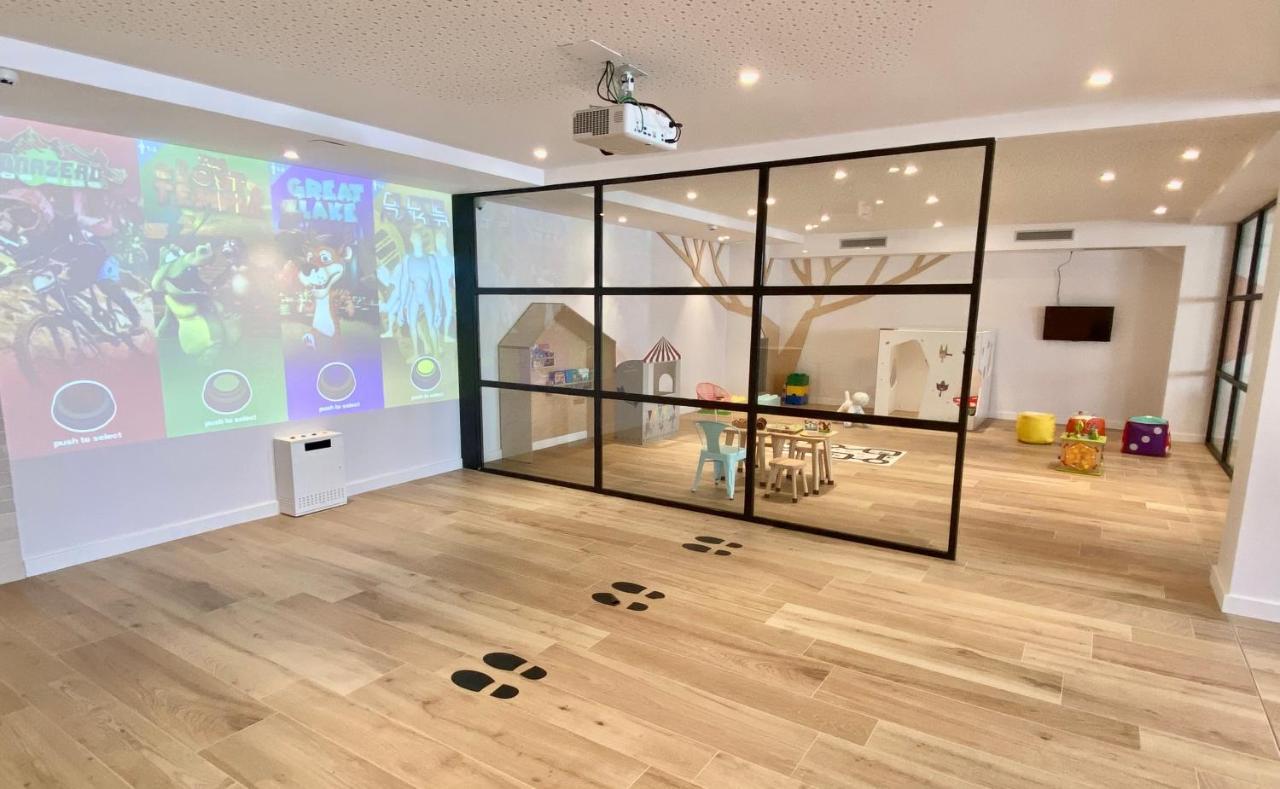 Apartahotel Dos Rios Aínsa Εξωτερικό φωτογραφία