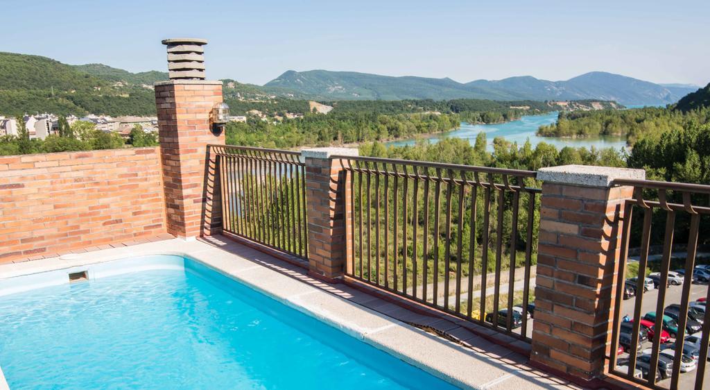 Apartahotel Dos Rios Aínsa Εξωτερικό φωτογραφία